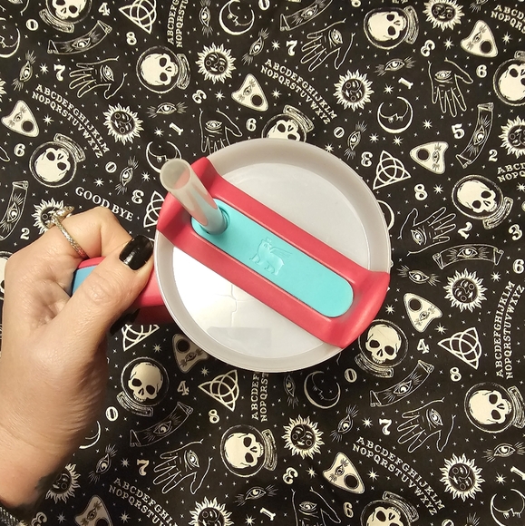 2 slightly used Stanley tumblers - Picture 8 of 10